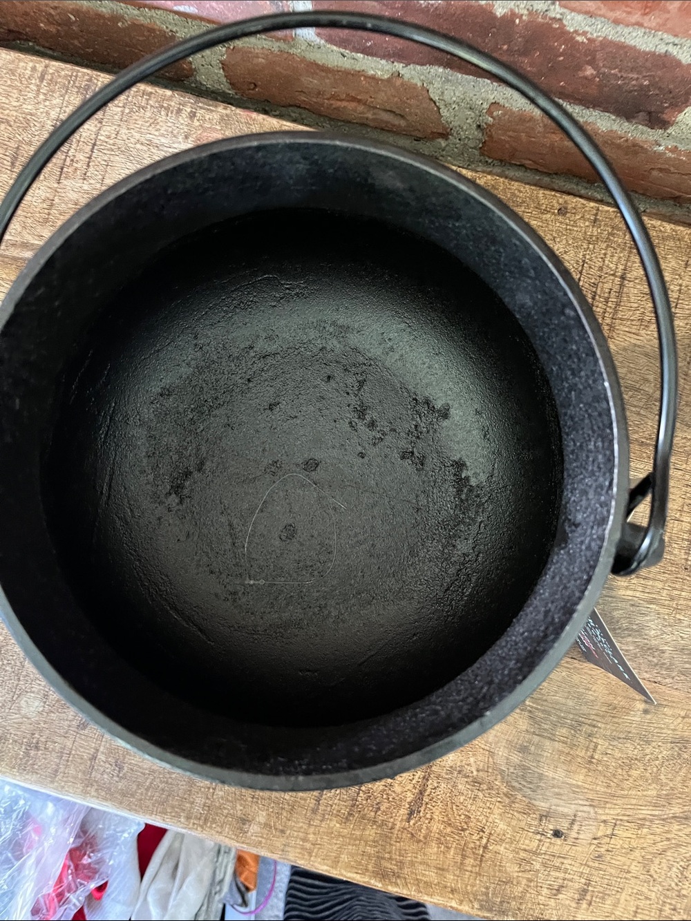 Smith and Clark Cast Iron Cauldron with Green Ceramic Lid - Picture 4 of 10